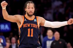 开云体育中国-尼克斯大胜魔术，迎来胜利