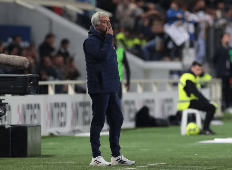 罗马前锋连场进球，助球队重返联赛前四