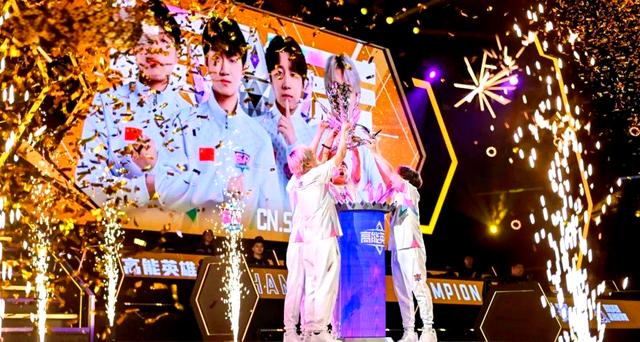 战队再次展现实力，逆转获胜