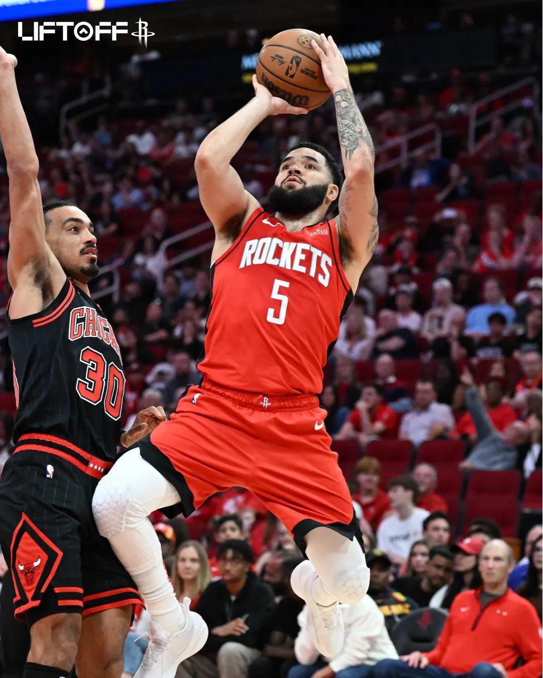 活塞战胜公牛，取得四连胜